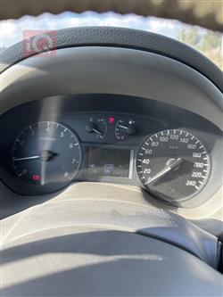 نیسان سێنترا